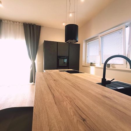 Villa Kora - Luxury Holiday Apartments Lumbarda Ngoại thất bức ảnh