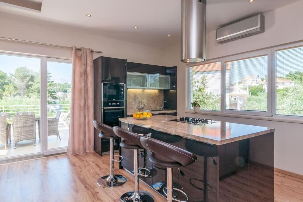 Villa Kora - Luxury Holiday Apartments Lumbarda Ngoại thất bức ảnh