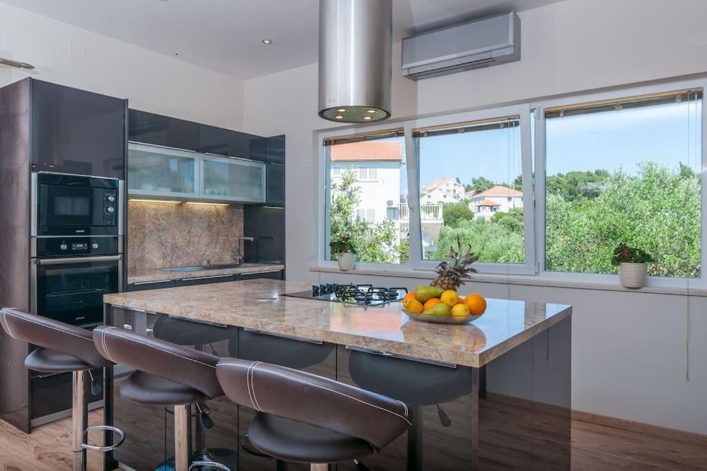 Villa Kora - Luxury Holiday Apartments Lumbarda Ngoại thất bức ảnh
