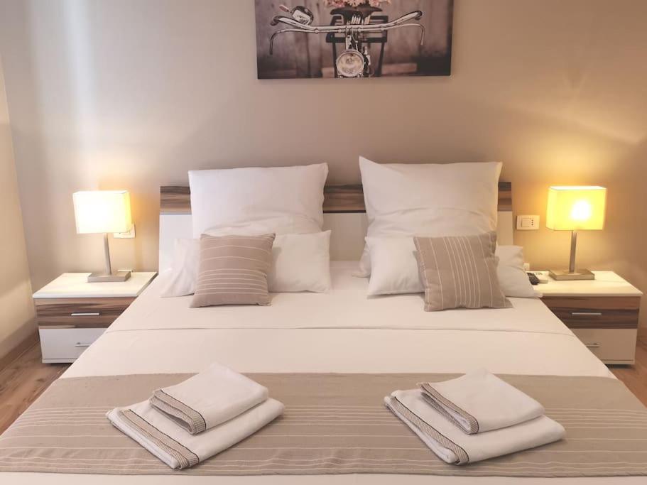 Villa Kora - Luxury Holiday Apartments Lumbarda Ngoại thất bức ảnh